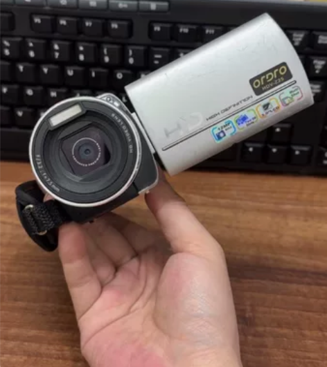 欧达数码DV，型号HDV-Z25，成色还可...