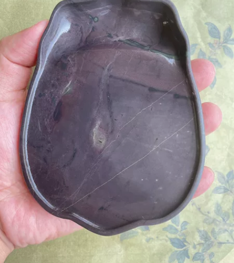 端砚老水麻子。鱼脑洞透底微尘青花麻子蝉形 ...