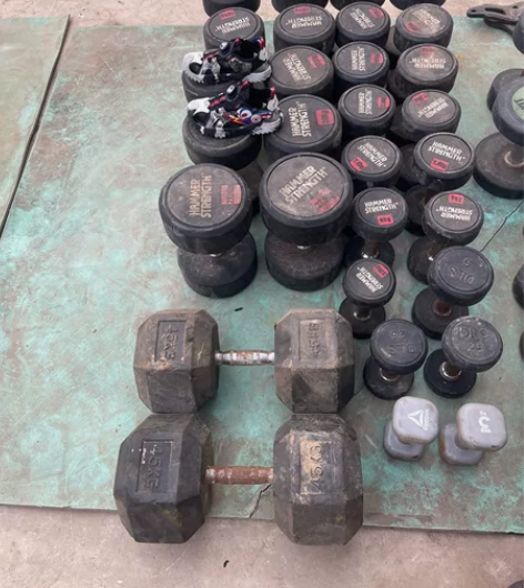 二手哑铃 感兴趣的话点“我想要”和我私聊吧～