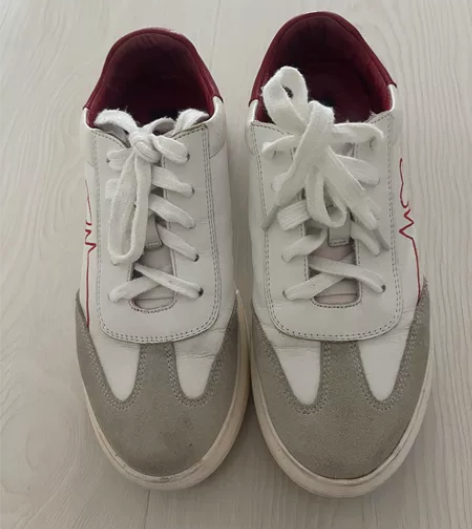 商场购买，厚底运动鞋 感兴趣的话点“我想要...