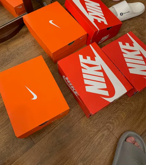 二手耐克，有五双哦。大小是2Y和3Y。 感...