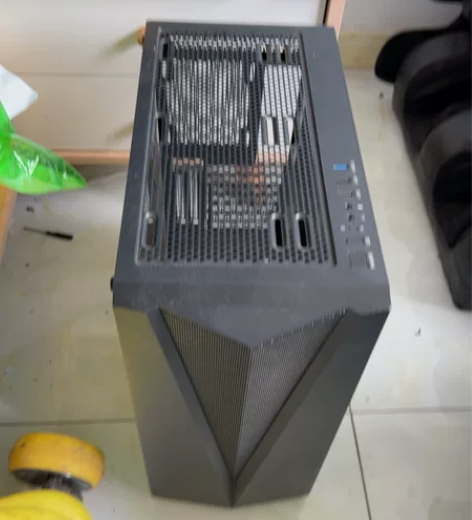 换下来的电脑机箱，上门自提，一包烟钱 感兴...