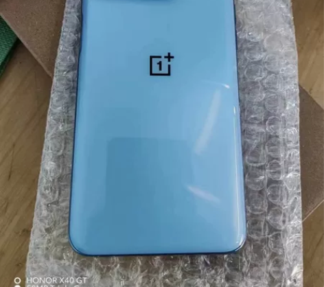 一加ace竞速版 12+256，外观嘎嘎靓...