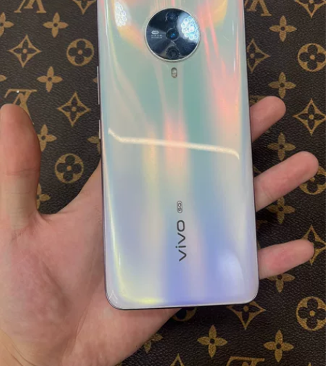 vivos6 5g手机。成色可以屏幕一点点...