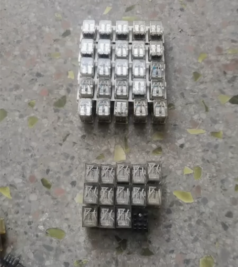 库存原装中间继电器松下HC2-H-DC12...