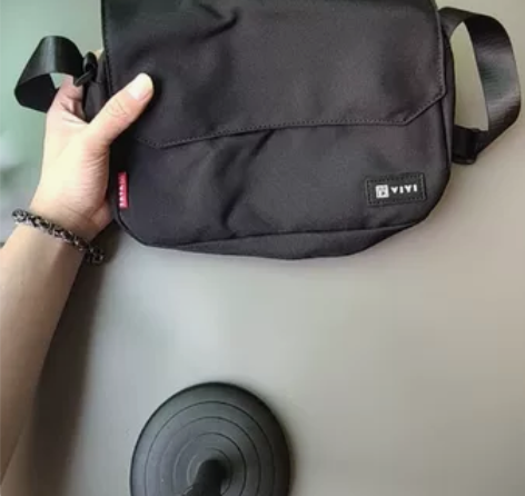 清仓大牌同厂高档男女通用挎包帆布包简约休闲...