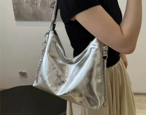 #大容量包 学生休闲双肩包包女式2024新...