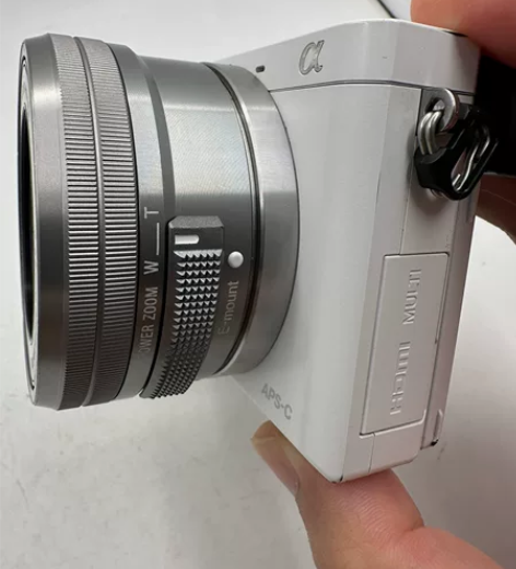 索尼A6000配16-50 套机 白色 外...