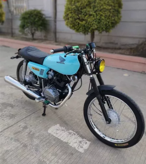 二手摩托车 好玩好骑的五羊本田cg125复...