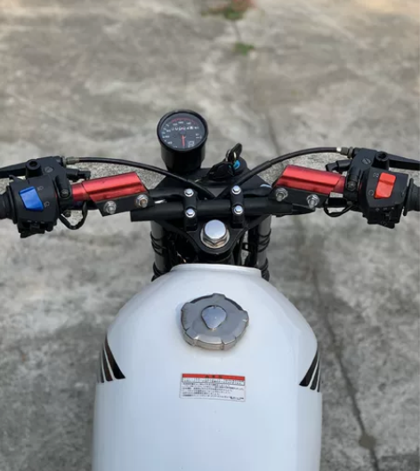 二手摩托车五羊本田cg125复古平板车 造...