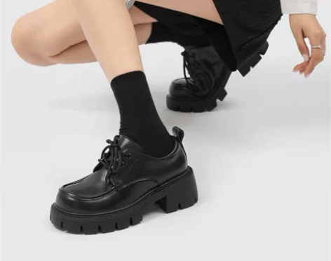 厚底增高小皮鞋适合3636.5码 感兴趣的...