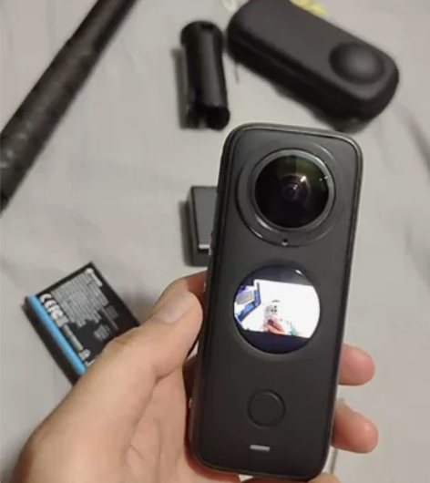 自用的insta360 x2，镜头无划痕老...