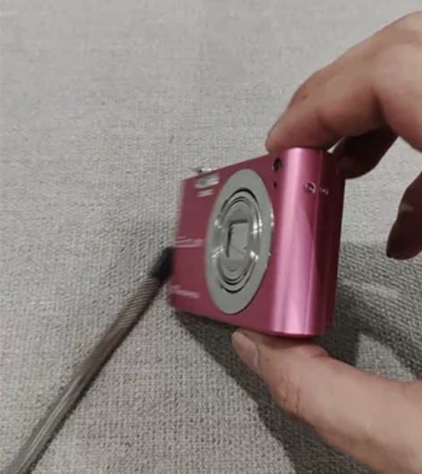 罕见芭比蔷薇粉 卡西欧Z100数码相机 卡...