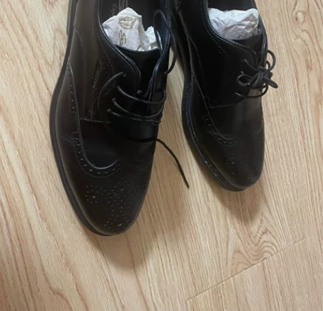 斯丹男休闲皮鞋布洛克风格，尺码：240，结...