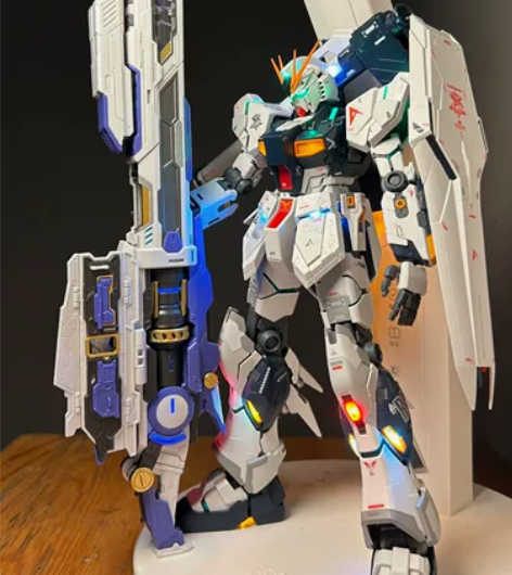 接MG卡牛部分改色+全身灯组代工 具体内容...