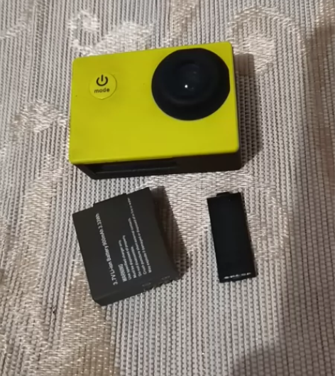 运动相机，不知道什么牌子，当杂牌运动相机，...