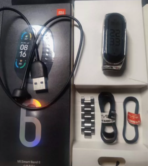 小米手环6，无质量问题，功能完好 手环屏幕...