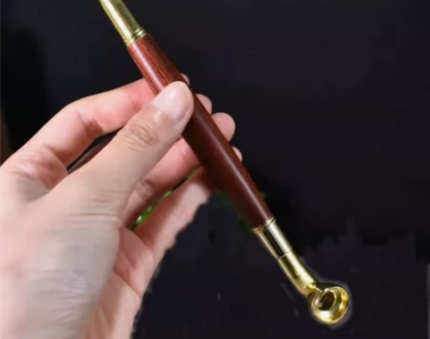 实木纯铜烟斗 感兴趣的话点“我想要”和我私...