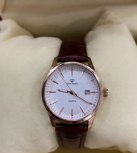 天王手表全新正品未拆封超薄皮带石英女表送女...