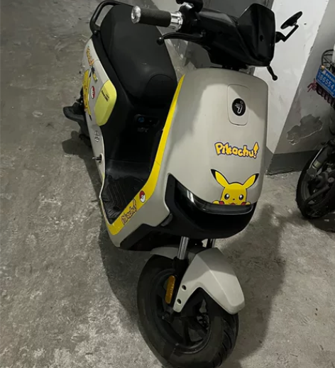 九号F90电动车,9成新,全车花费7000...