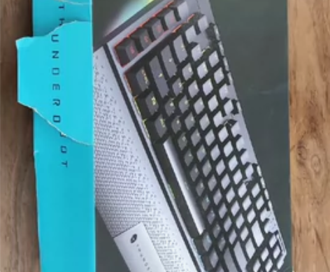 雷神无线游戏键盘kl30.功能完好。八成新...