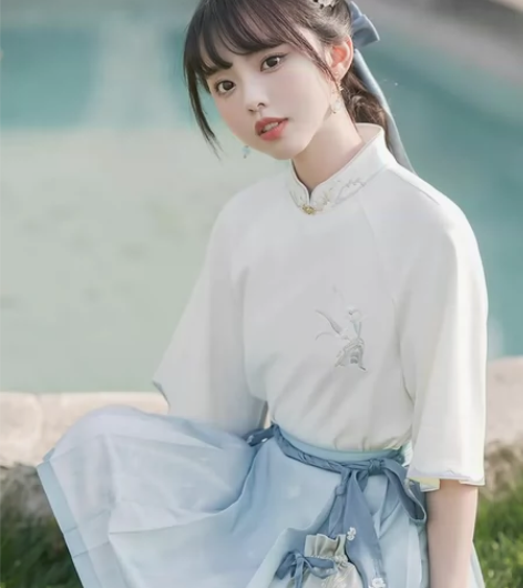 十三余小豆蔻儿[凝素-蓝溪镇联名]国风夏日...