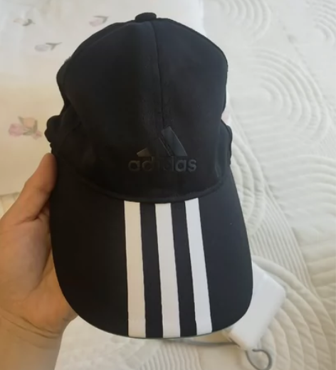 阿迪达斯男童帽子!均码52厘米,春夏季款…...