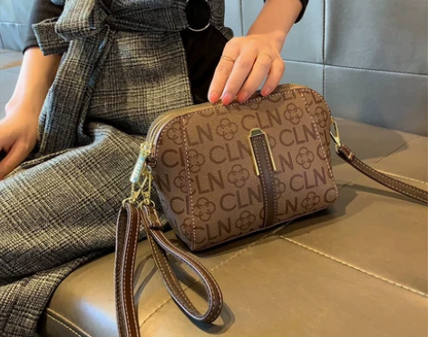 小包包女手机包2024新款夏季高级感复古妈...