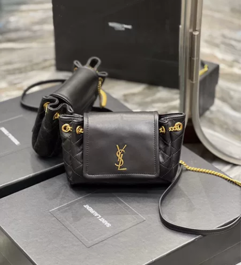 Mini Nolita！尺寸缩小后的它变得...