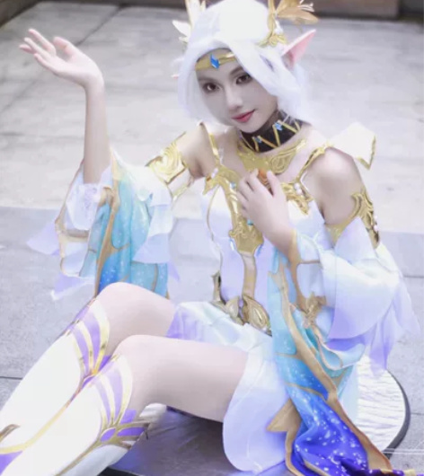貂蝉cos服金色仲夏夜 参考身高体重169...