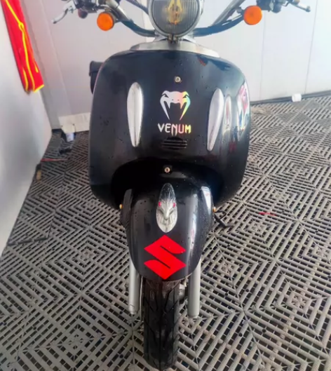 17年望江铃木125踏板摩托车，行驶了几百...