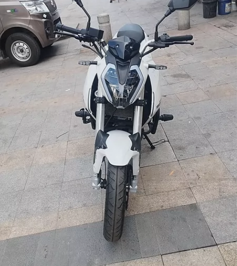 贝纳利小迅龙，22年上户，成色新，车况好，...