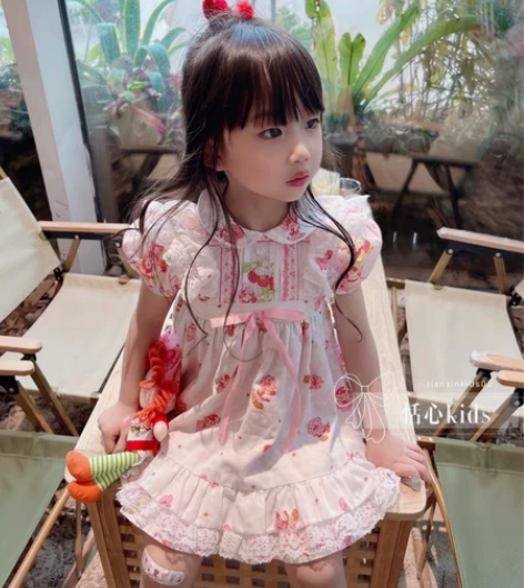 恬心Kids 限量vtg甜甜草莓女孩连衣裙...