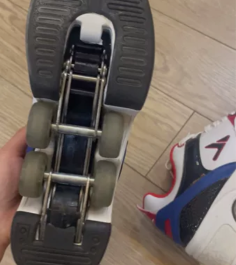 ?抖音四轮暴走鞋变形鞋男女学生溜冰轮滑冰鞋...