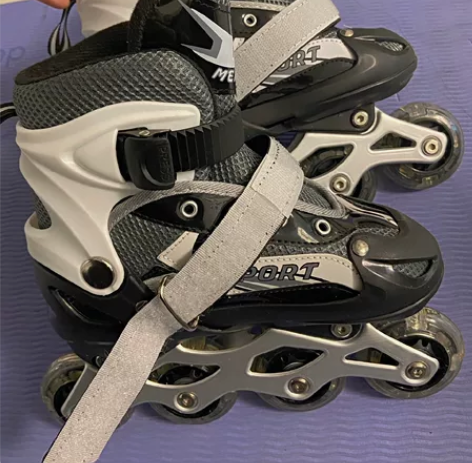 溜冰馆不做了处理儿童闪光溜冰鞋【大小可调】...