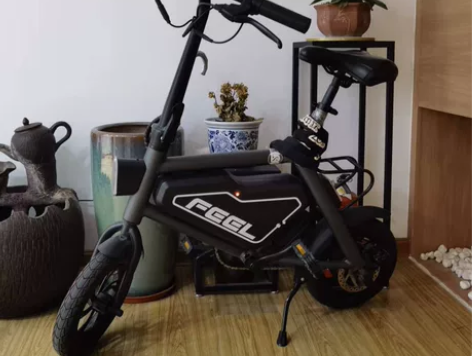 新日休闲电动自行车，最高时速20公里，可续...