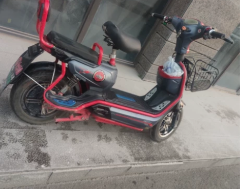 低价转让邦德富士达电动车，电瓶是今年3月份...