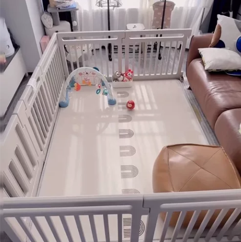 出贝易爬行垫。双面Xpe材质，尺寸1.5×...