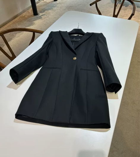 定制店样衣转卖 法式巴尔曼款，女连衣裙， ...