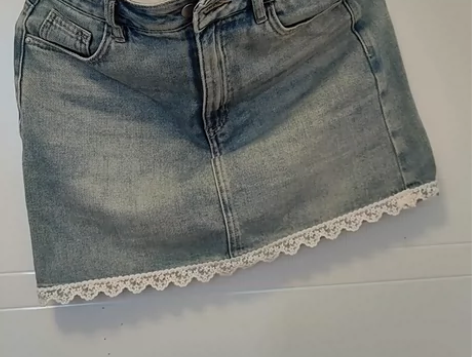 爱依服短裙全新，吊牌己摘 29包邮M码A字...