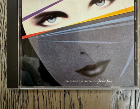 willie nelson 日版。Cbs首...