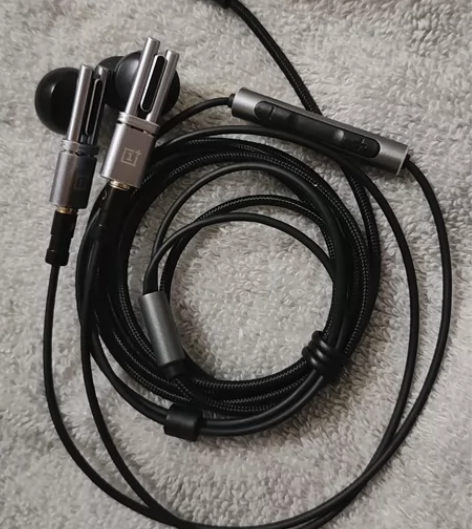 一加金耳，改装mmcx母座！买耳机头送线一...