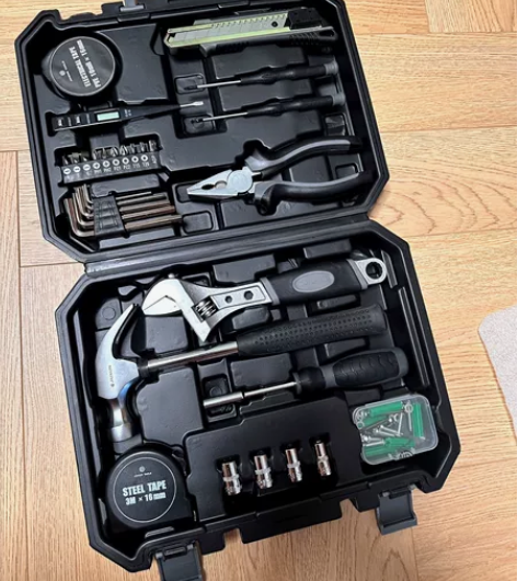 【全新处理】九旬家用工具箱套装多功能家庭五...