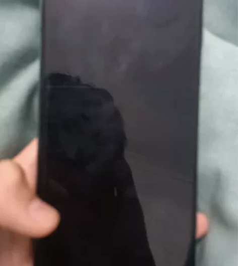 红米k50电竞版屏幕完好无损不断触有一点轻...