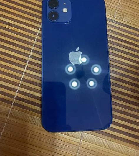 苹果12，国行128g 换摄像头，其它全原...