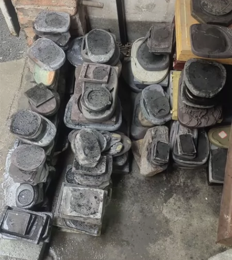 处理一些端砚 本地自提，售出不退！价格便宜...