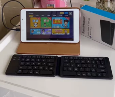 清华同方学习平板,8寸,2+16 G,成色...