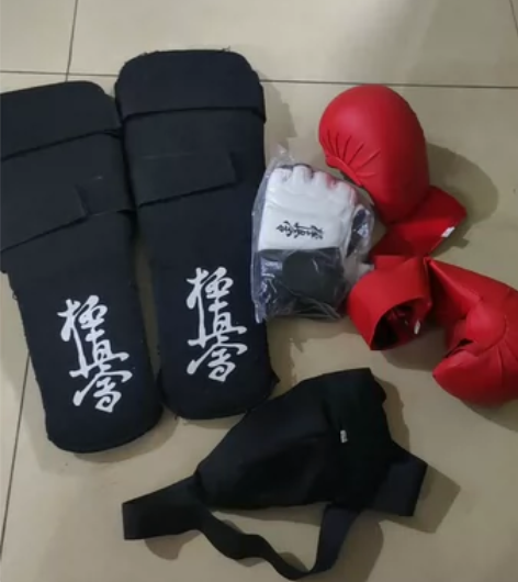空手道护具,护膝,手套,拳击手套,护裆,小...