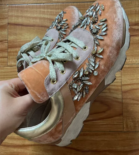 重工钉钻丝绒休闲鞋运动鞋，40码，95新，...