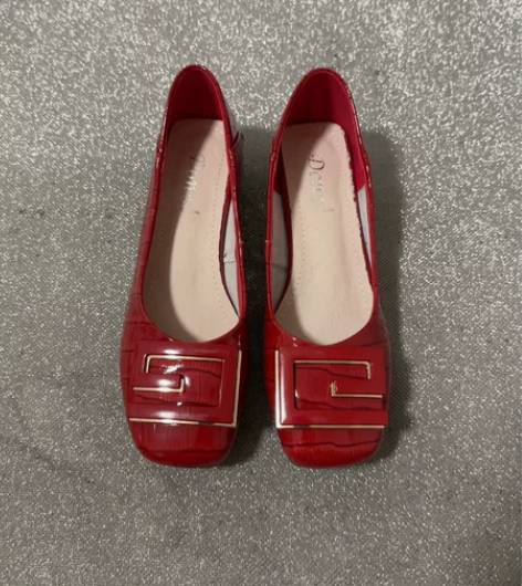 全新35码女士真皮皮鞋,编号m123,头层...